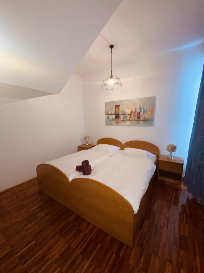 Apartment Andrea Baška Voda المظهر الخارجي الصورة